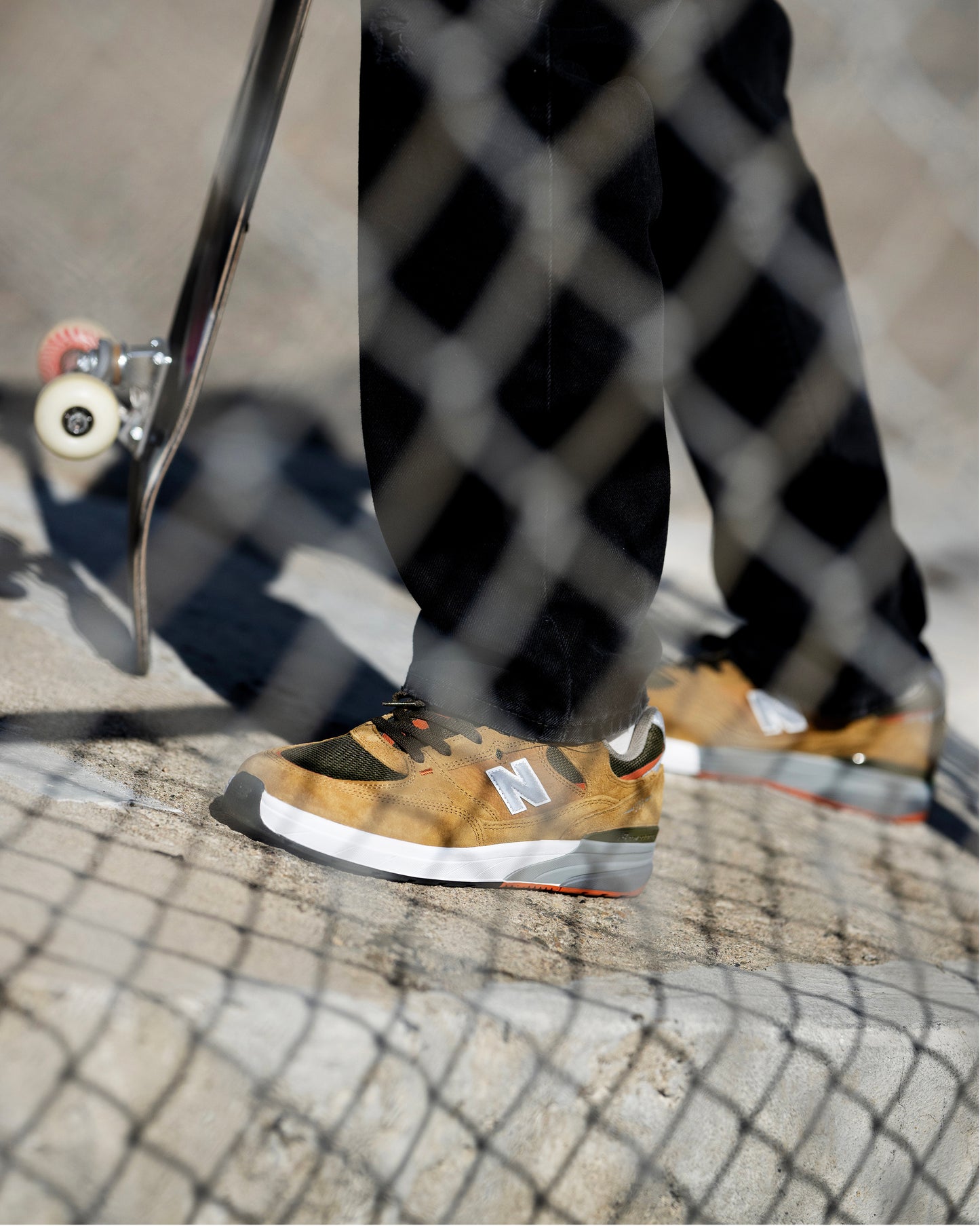 New Balance Numeric Andrew Reynolds 933 Shoes - Camel/Dark Brown