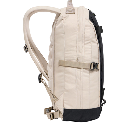 Haglöfs Tight Medium Backpack - True Black / Chalk Beige